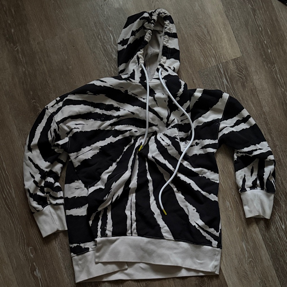 Fabletics Bundle - image 1